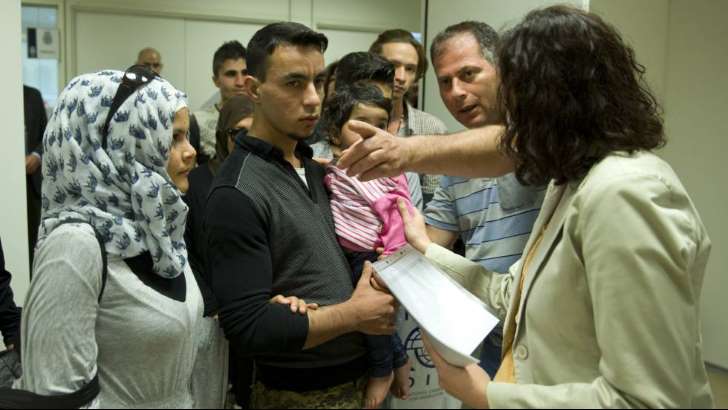 Llega a España el primer grupo de 20 refugiados reubicados desde Grecia